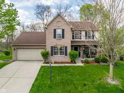 8625 Providence Dr, Fishers, IN 46038