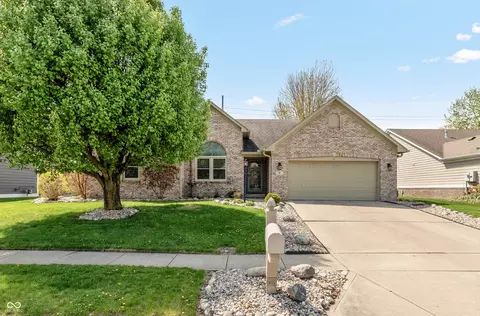 31 Torrey Pine Dr, Brownsburg, IN 46112