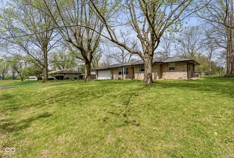 922 Slack Dr, Anderson, IN 46013