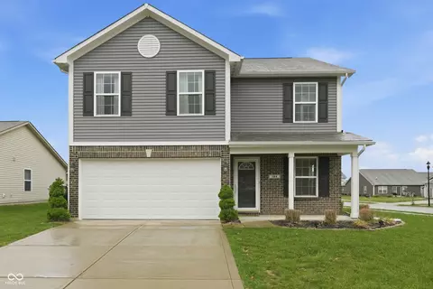 184 Thistlewood Dr, Greenfield, IN 46140