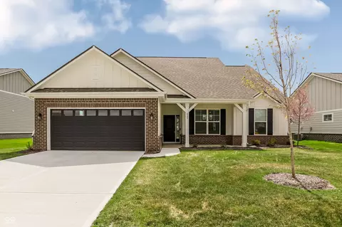 489 Grenada Knl, Westfield, IN 46074
