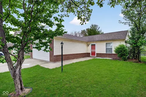 11103 Waterfield Pl, Indianapolis, IN 46235