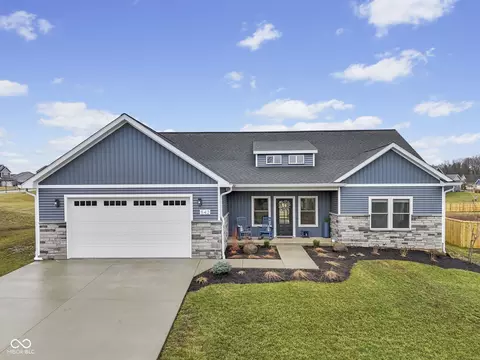 542 E Lucy Ln, Ellettsville, IN 47429
