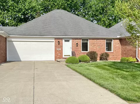 823 Freedom Dr, Seymour, IN 47274