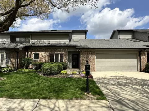 1030 Stratford Hall St #17-3, Indianapolis, IN 46260