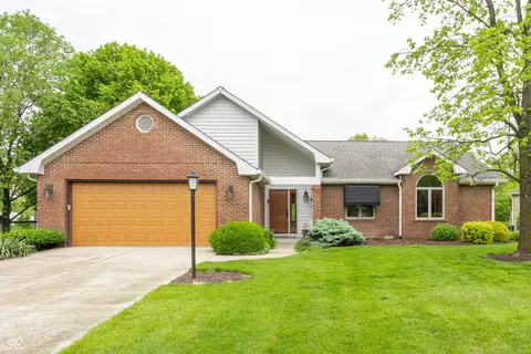 18 Ashbourne Dr, Noblesville, IN 46060