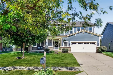 11058 Stoneleigh Dr, Noblesville, IN 46060