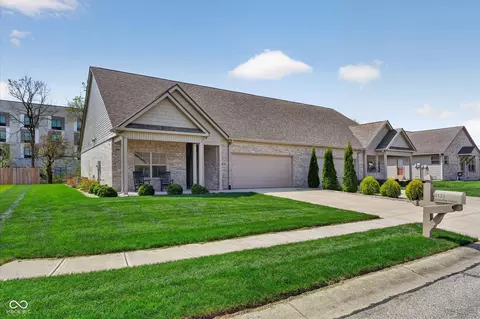 2121 Jennifer Ct, Franklin, IN 46131