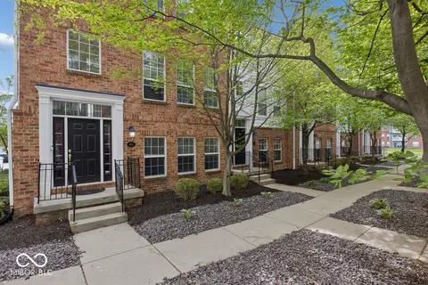 416 Beverly Ct, Carmel, IN 46032