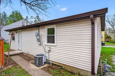 Exterior - 519 N Prow Ave, Bloomington, IN 47408 photo 6 of 7