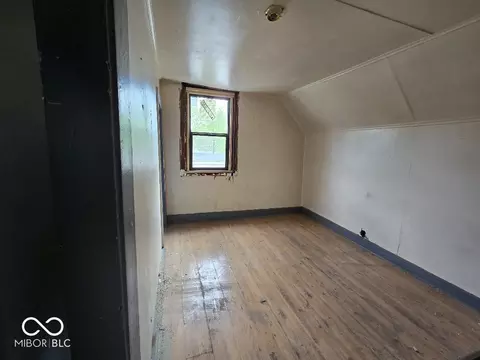 Bedroom - 3523 E 10th St, Indianapolis, IN 46201 photo 2 of 4