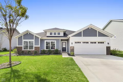 887 Rattlebox Ln, Westfield, IN 46074
