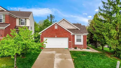 5442 Milroy Rd, Indianapolis, IN 46216