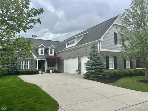15435 Mission Hills Dr, Carmel, IN 46033