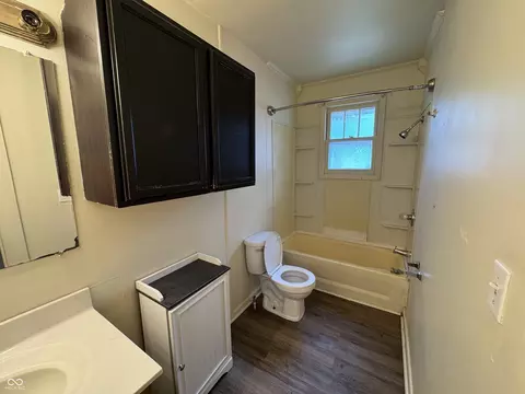Bath - 115 N Johnson Ave, Bloomington, IN 47404 photo 1 of 1