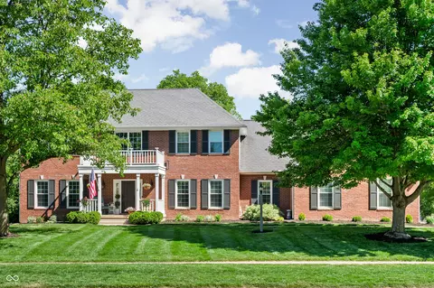 10016 Hickory Ridge Dr, Zionsville, IN 46077