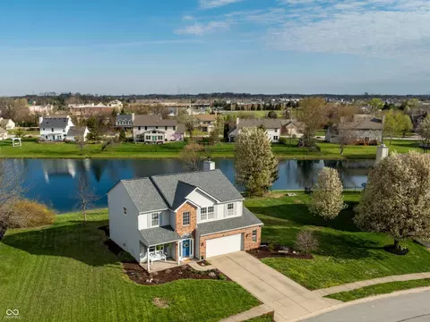 15802 River Birch Rd, Westfield, IN 46074