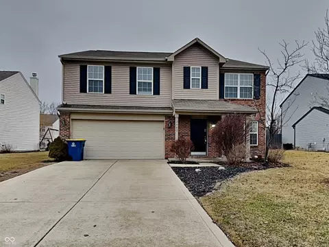 12442 Quarterback Ln, Fishers, IN 46037