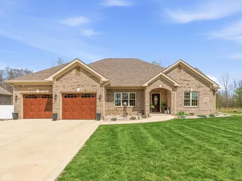 4518 N Wickfield Dr, Muncie, IN 47304