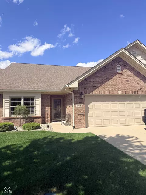 4998 Anna Maria Dr, Columbus, IN 47203