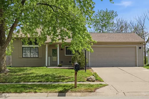 235 Meadow Glen Dr, Avon, IN 46123