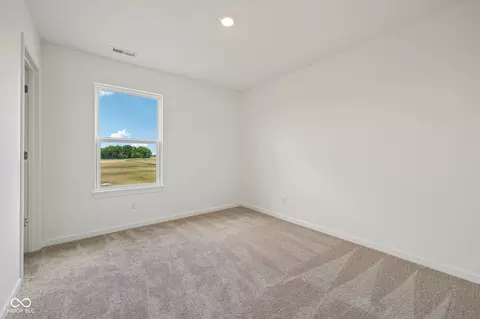 Bedroom - 6665 Cobblestone Dr, Pendleton, IN 46064 photo 7 of 10