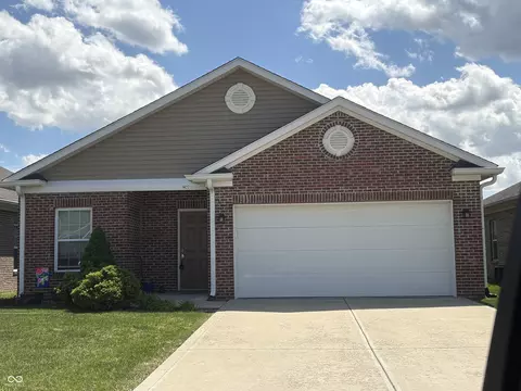 907 Baden Manor Dr, Indianapolis, IN 46217