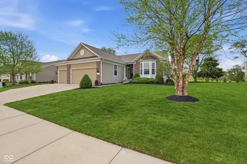 571 King Fisher Dr, Brownsburg, IN 46112