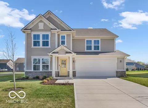 396 Weaver Ln, Pittsboro, IN 46167