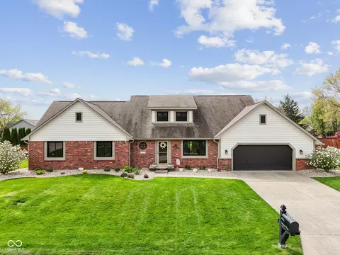 3355 Calcutta Dr, Greenwood, IN 46143