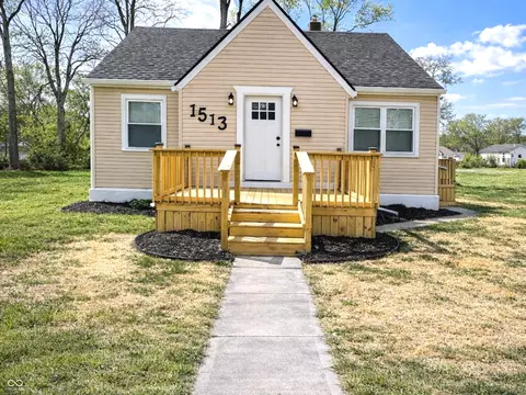 1513 Dewey St, Anderson, IN 46016