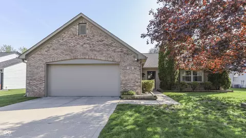 4221 Bay Leaf Cir, Indianapolis, IN 46237