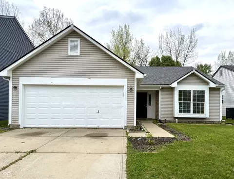 6027 Lakeside Manor Ave, Indianapolis, IN 46254