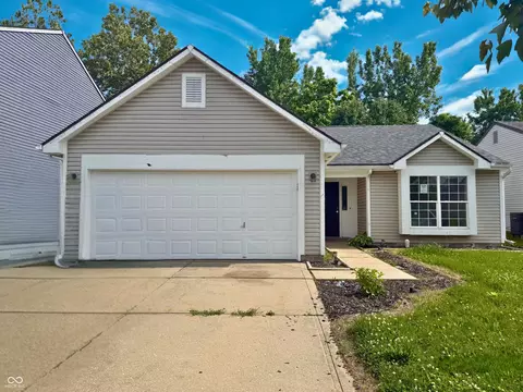 6027 Lakeside Manor Ave, Indianapolis, IN 46254