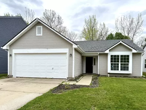 6027 Lakeside Manor Ave, Indianapolis, IN 46254