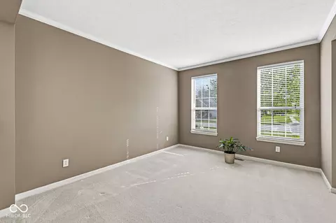 Living - 5184 Nicodemus Dr, Plainfield, IN 46168 photo 1 of 2