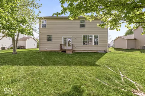 Exterior - 5184 Nicodemus Dr, Plainfield, IN 46168 photo 5 of 9