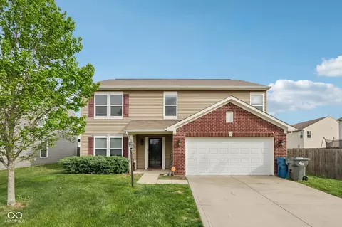 11844 Newcastle Dr, Indianapolis, IN 46235
