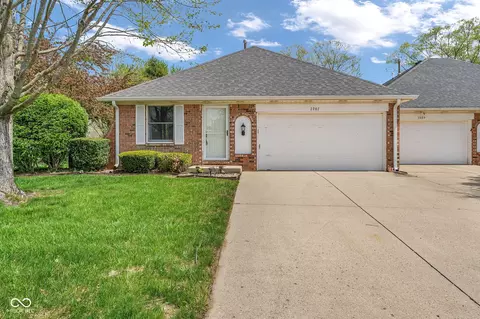 1281 E Holiday Ln #16, Brownsburg, IN 46112