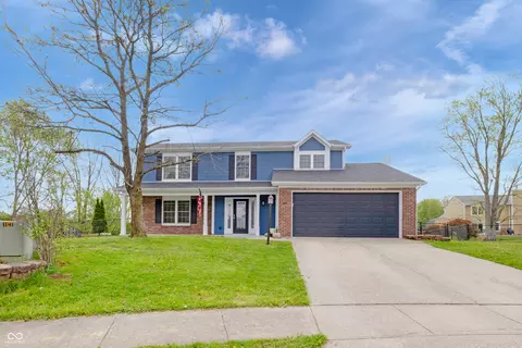 8939 Tito Ct, Fishers, IN 46038