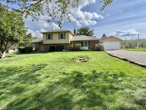 7739 Westerville Dr, Clayton, IN 46118