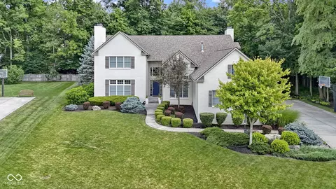 1238 Sullivans Rdg, Zionsville, IN 46077