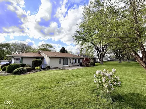 Exterior - 110 Elm Dr, Covington, IN 47932 photo 1 of 2