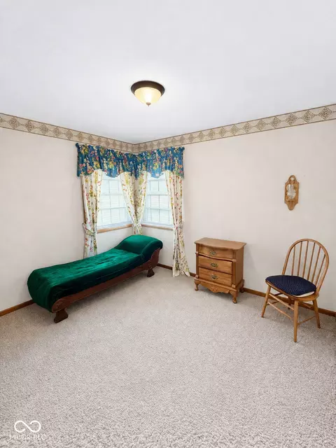 Bedroom - 110 Elm Dr, Covington, IN 47932 photo 3 of 3