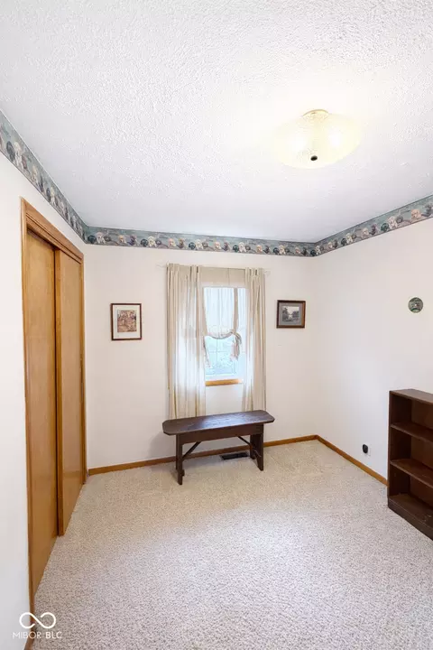 Bedroom - 110 Elm Dr, Covington, IN 47932 photo 2 of 3