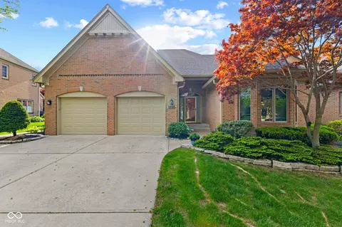 1858 Broadleaf Ct, Greenwood, IN 46143