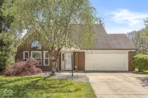 12303 W Ridge Cir, Indianapolis, IN 46236