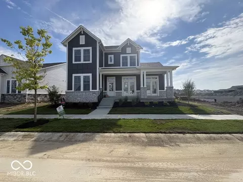6070 Salisbury St, Zionsville, IN 46077