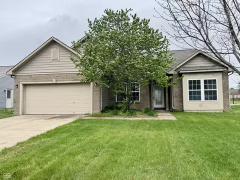 3789 Indigo Blue Blvd, Whitestown, IN 46075