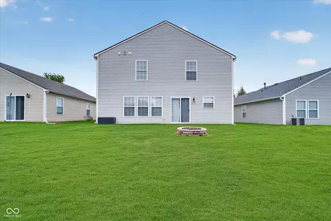 Exterior - 9678 W Stargazer Dr, Pendleton, IN 46064 photo 3 of 4